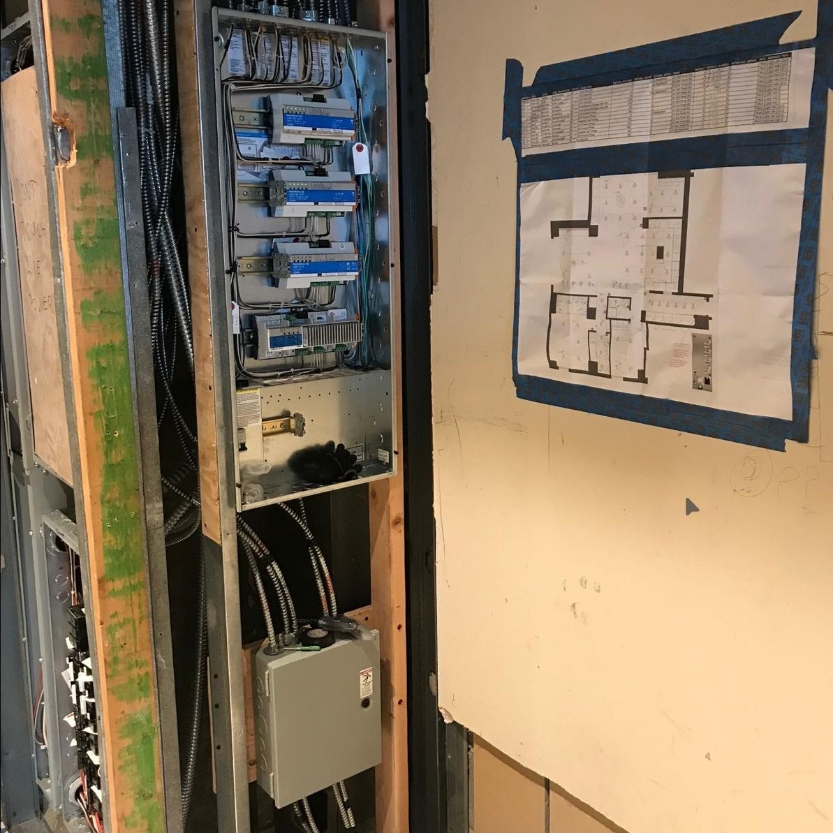 Electrical lighting project photo 45