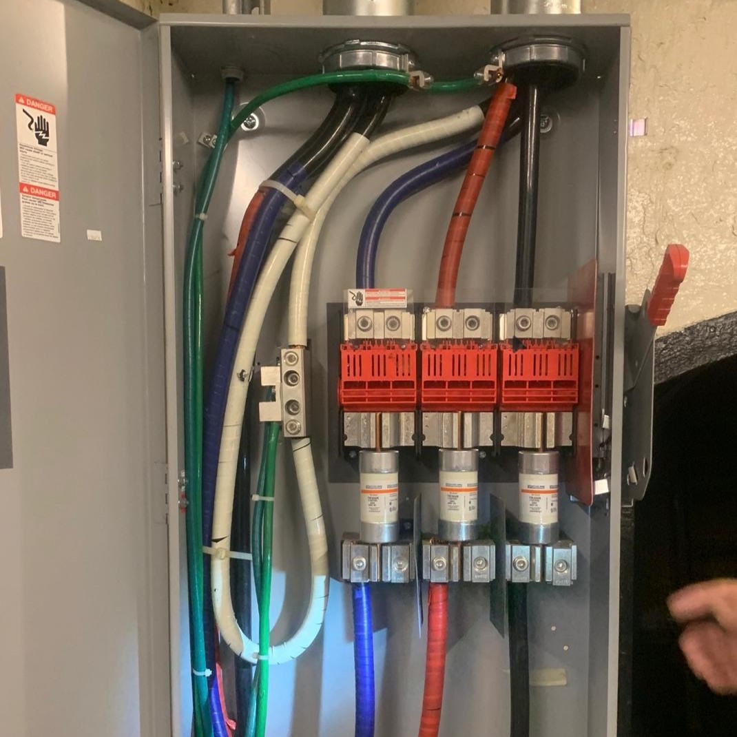 Electrical lighting project photo 50
